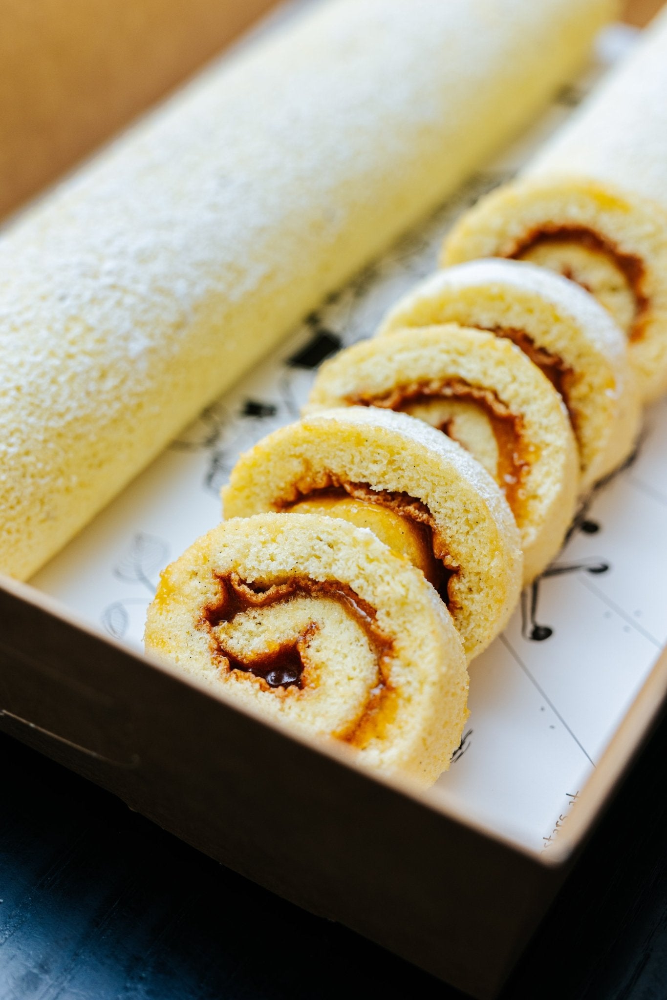 Biskuitroulade - Wrapstars Catering